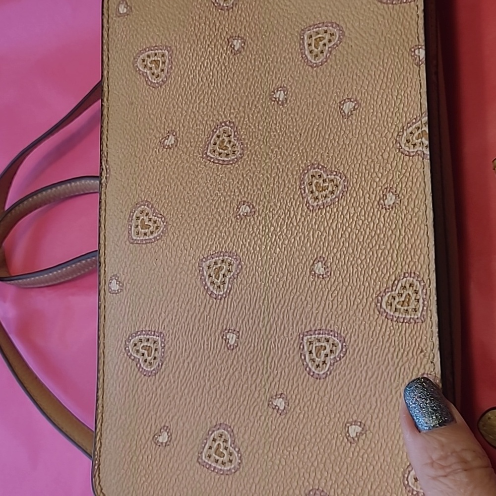 Coach Western Heart Beige Heart Pattern Crossbody And Bonus Card Holder Keychain - Picture 13 of 16
